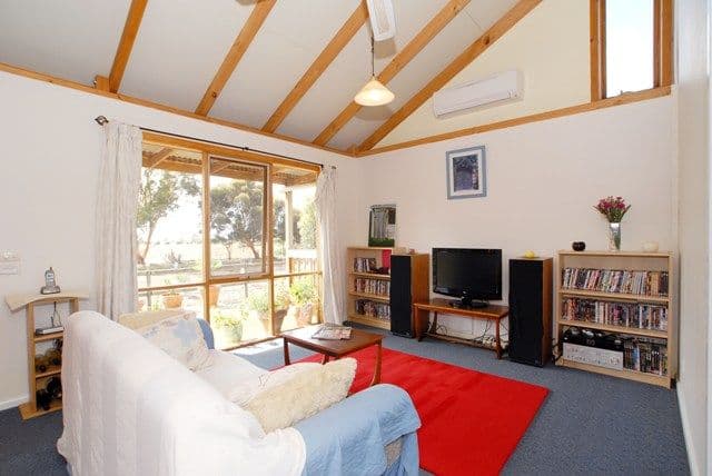 110 McLeans Road, LITTLE RIVER VIC 3211, Little River - Thumbnail 4