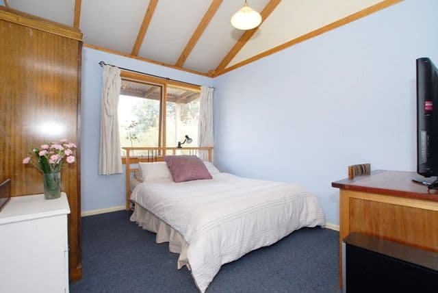 110 McLeans Road, LITTLE RIVER VIC 3211, Little River - Thumbnail 5