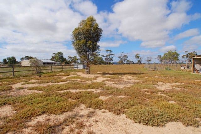 110 McLeans Road, LITTLE RIVER VIC 3211, Little River - Thumbnail 6