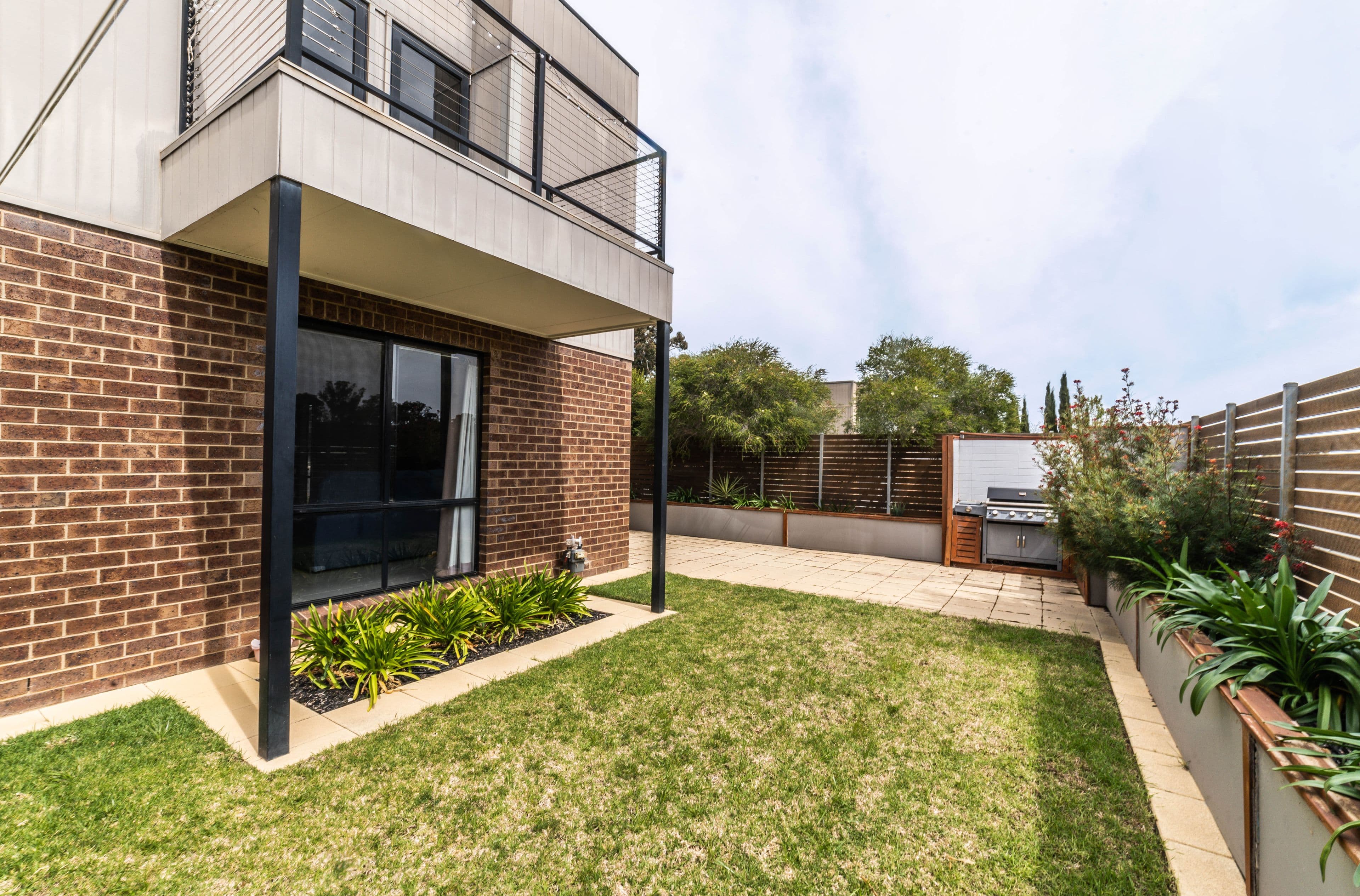 1 Lorne Terrace, Flora Hill VIC 3550, Flora Hill - Thumbnail 2