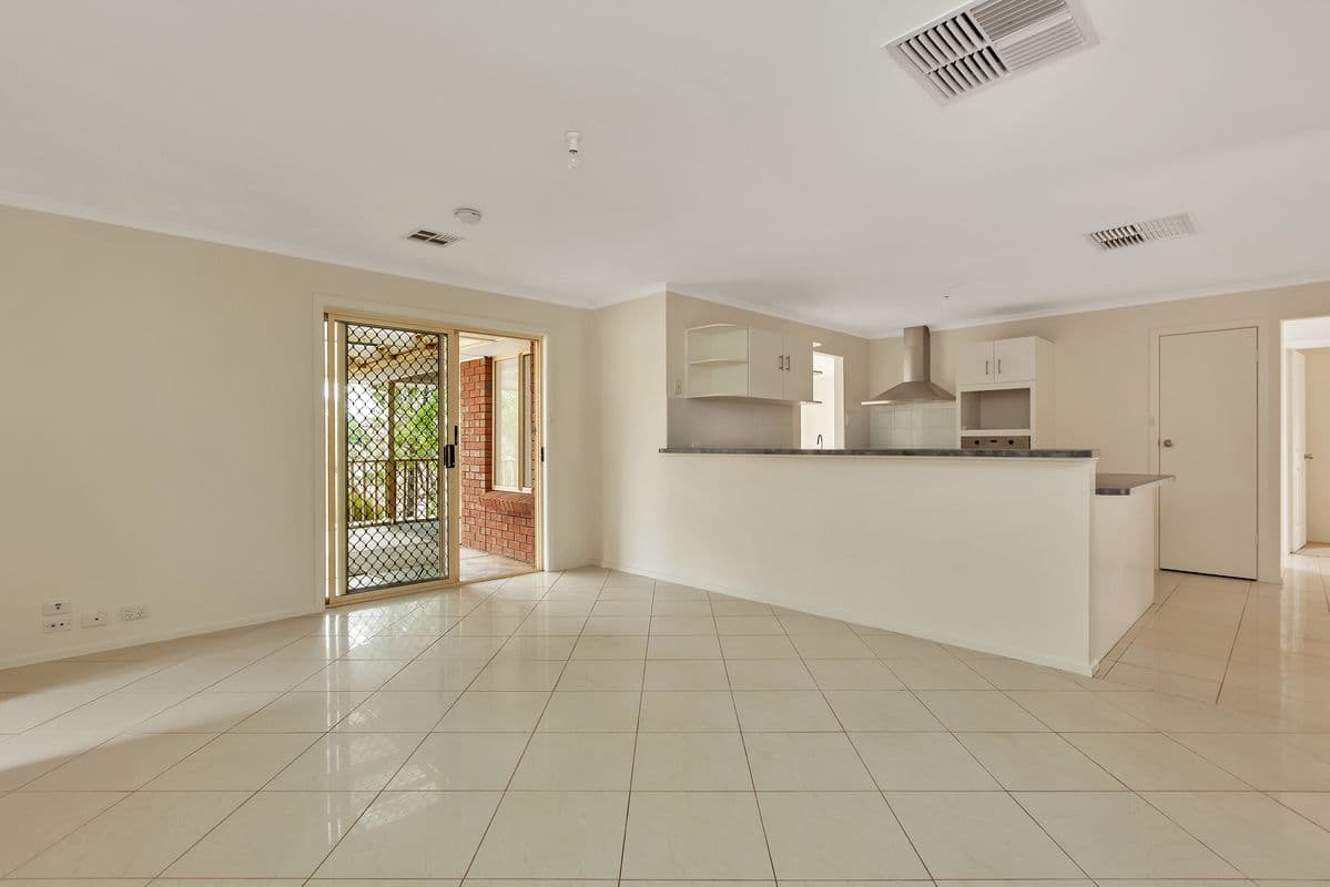 4 Malta Court, Greenwith SA 5125, Greenwith - Thumbnail 2
