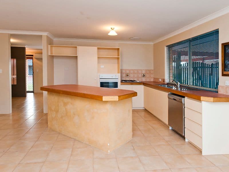 17 Melbourne Close, PORT KENNEDY WA 6172, Port Kennedy - Thumbnail 2