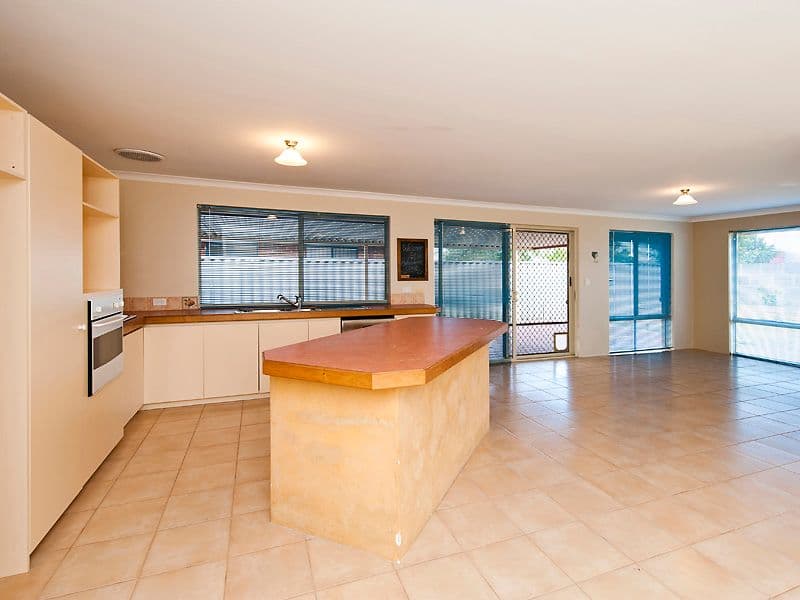 17 Melbourne Close, PORT KENNEDY WA 6172, Port Kennedy - Thumbnail 3