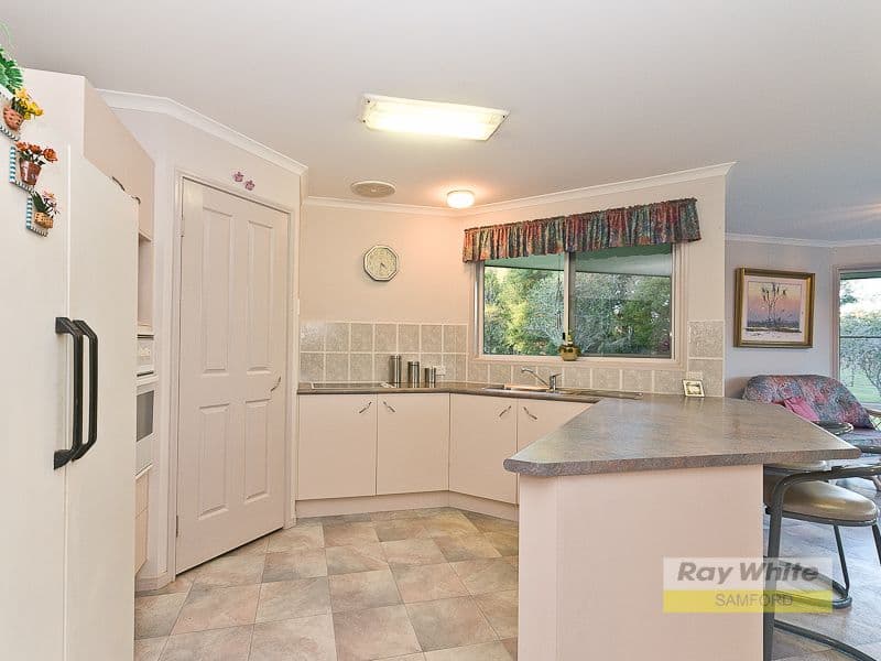 9 Riverine Court, SAMFORD VALLEY QLD 4520, Samford Valley - Thumbnail 5