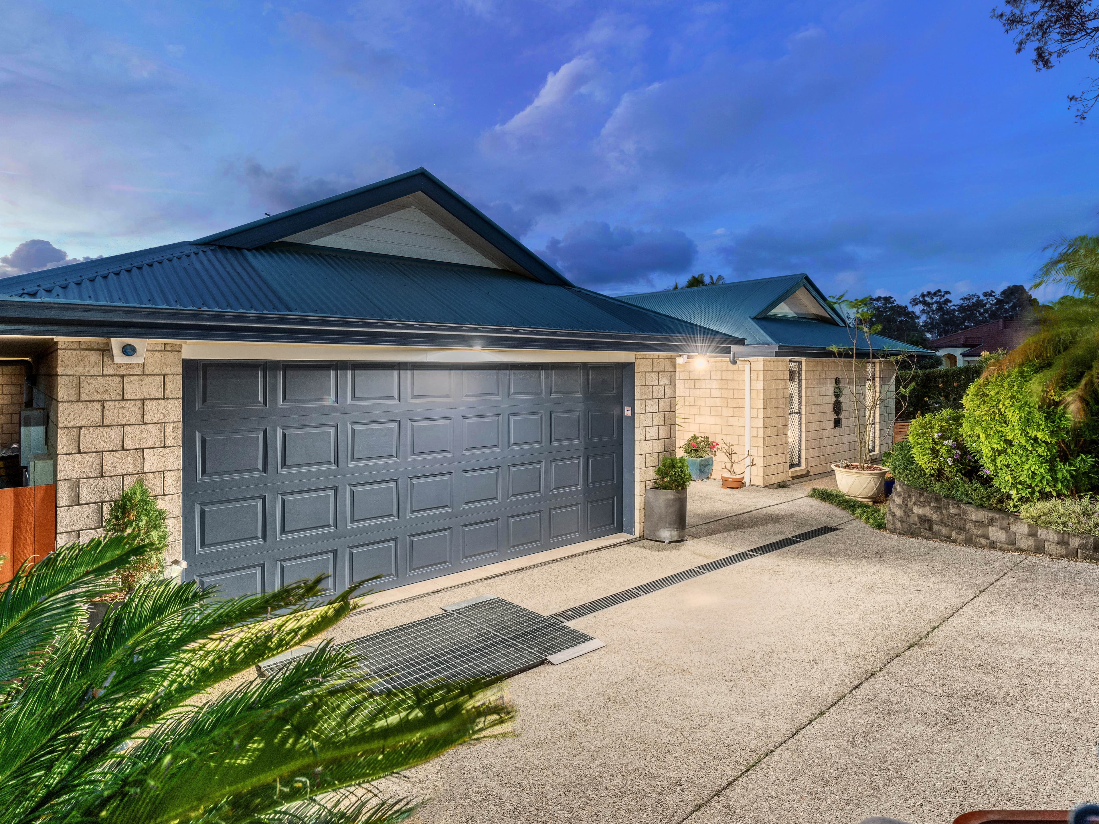 2 Leanne Close, McDowall QLD 4053, McDowall - Image 1