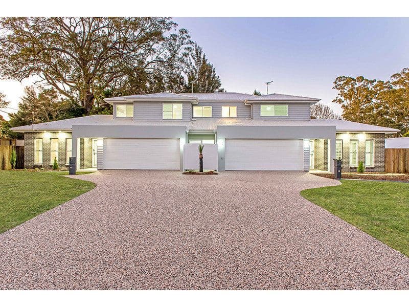 15 Henry Street, Mount Lofty - Image 1