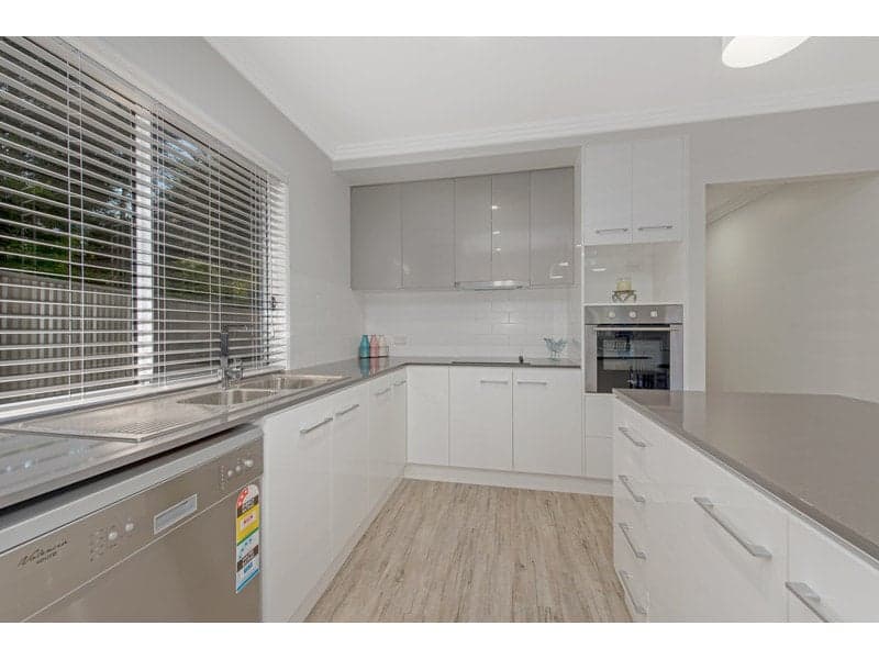 15 Henry Street, Mount Lofty - Thumbnail 3