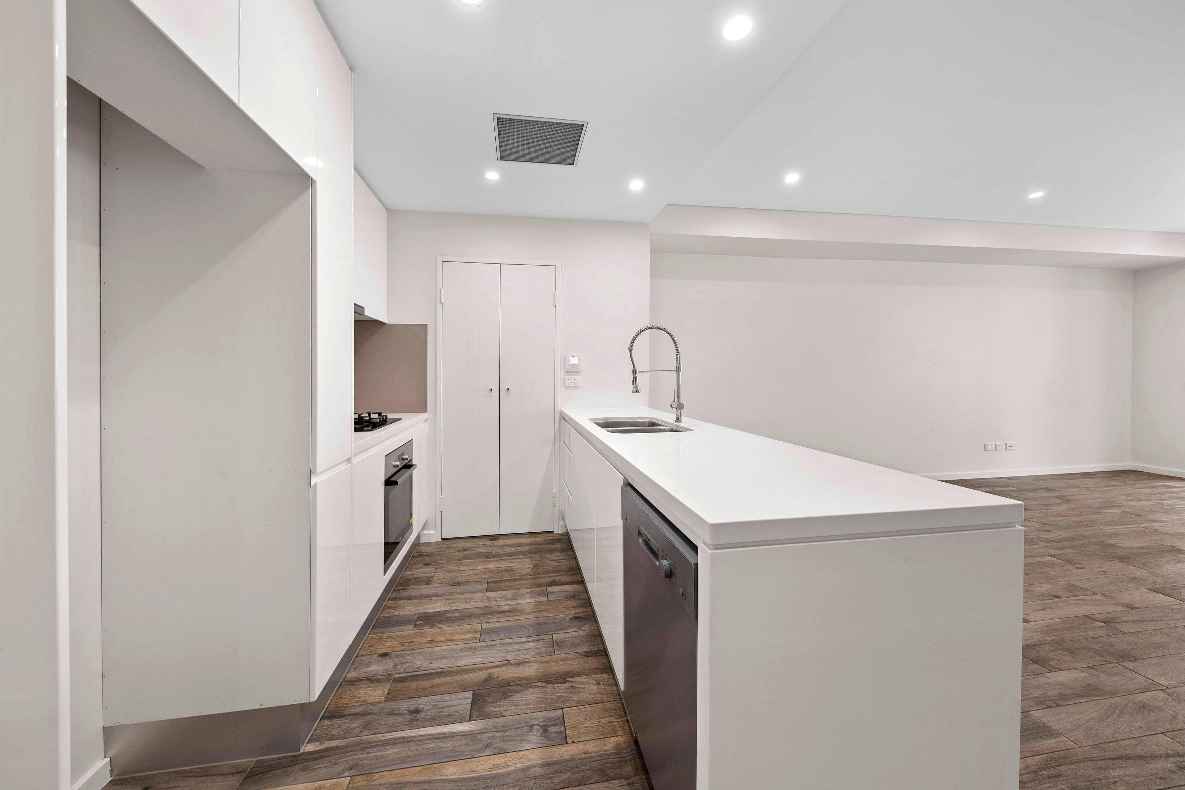 123 Hayton Park Boulevard, Cranbourne West - Thumbnail 2