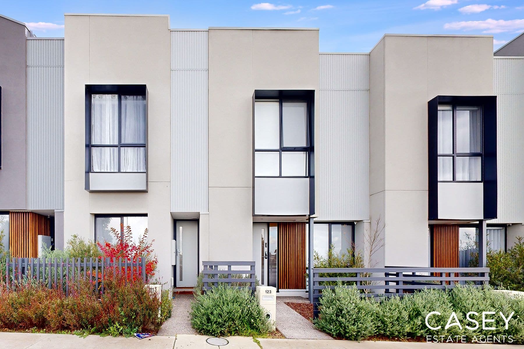 123 Hayton Park Boulevard, Cranbourne West - Thumbnail 3