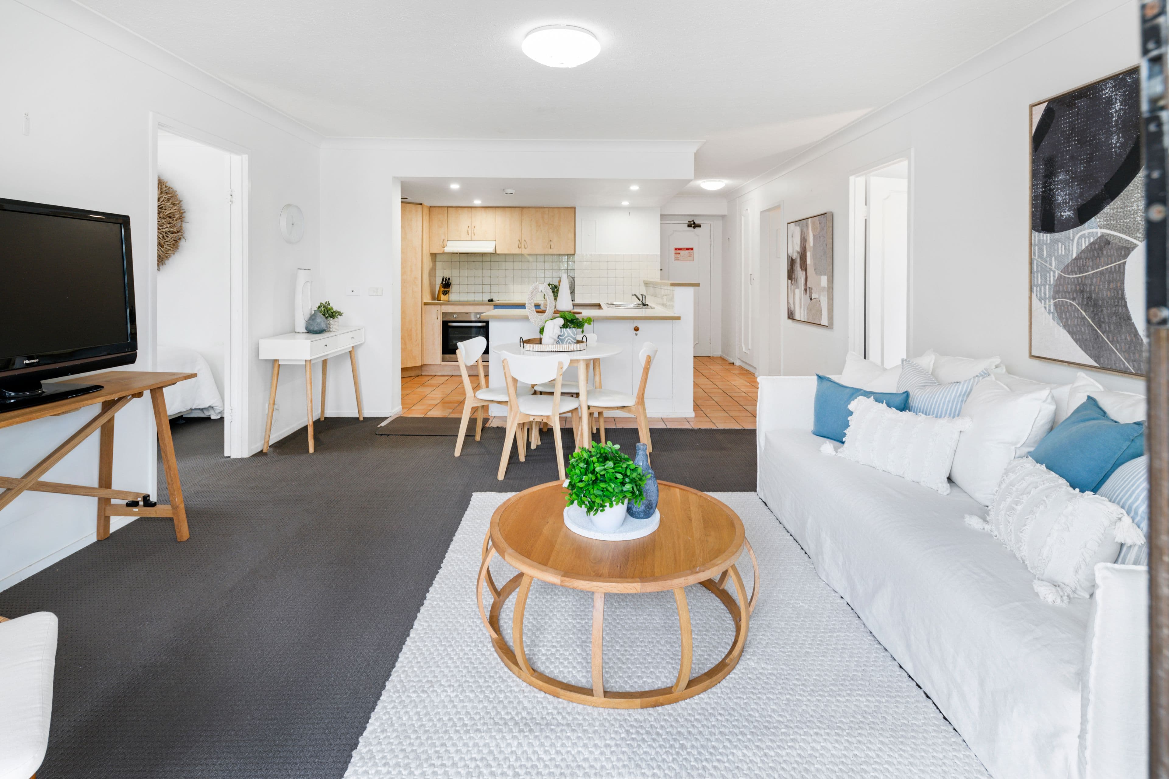 4-6 Britannia Avenue, Broadbeach QLD 4218, Broadbeach - Thumbnail 4
