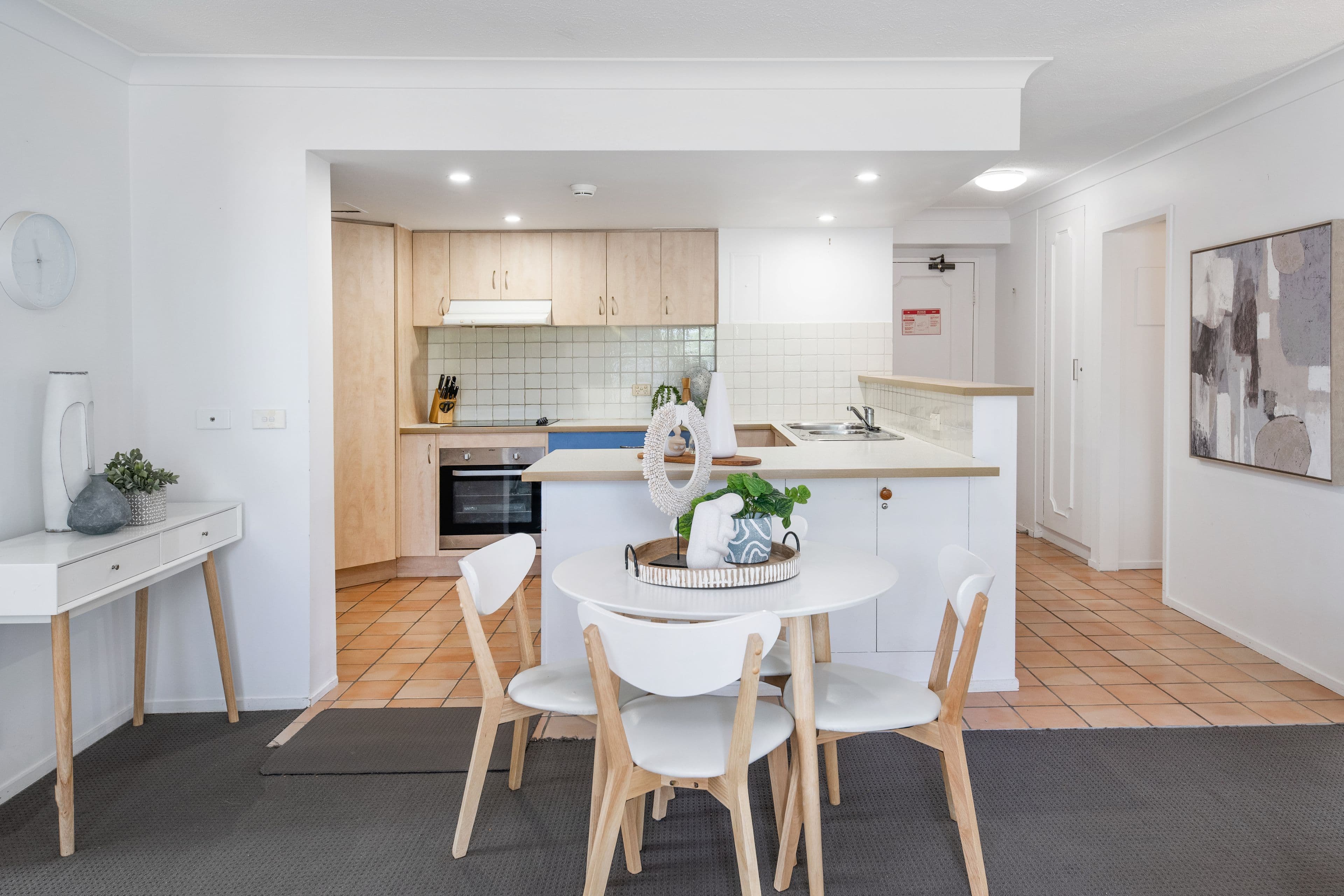 4-6 Britannia Avenue, Broadbeach QLD 4218, Broadbeach - Thumbnail 6
