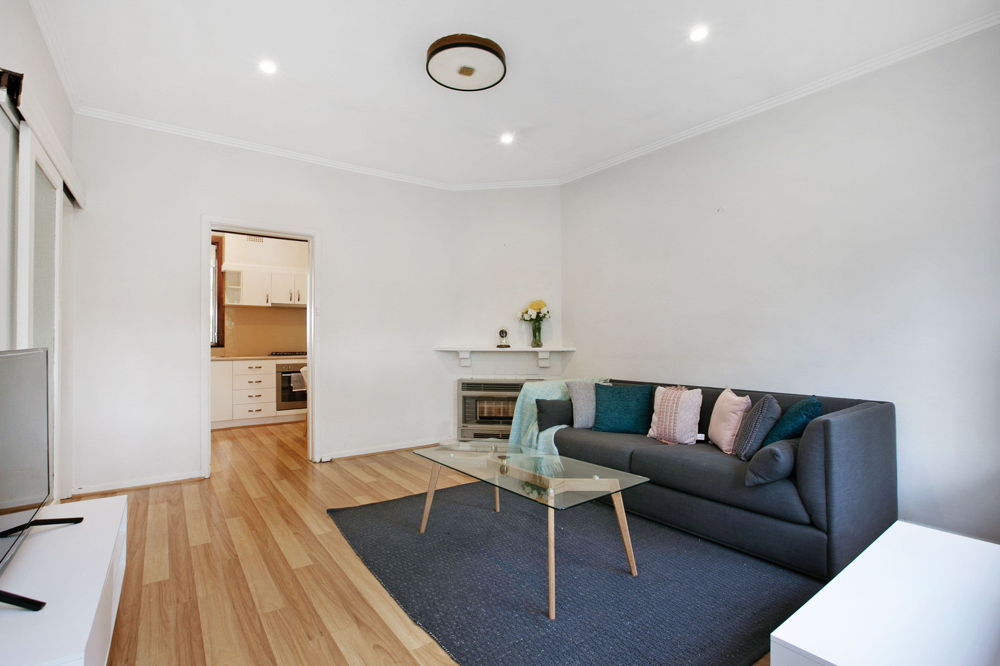 13 Banool Street, Preston VIC 3072, Preston - Thumbnail 2