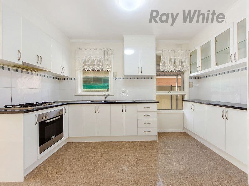 4 Woods Street, St Albans VIC 3021, St Albans - Thumbnail 3