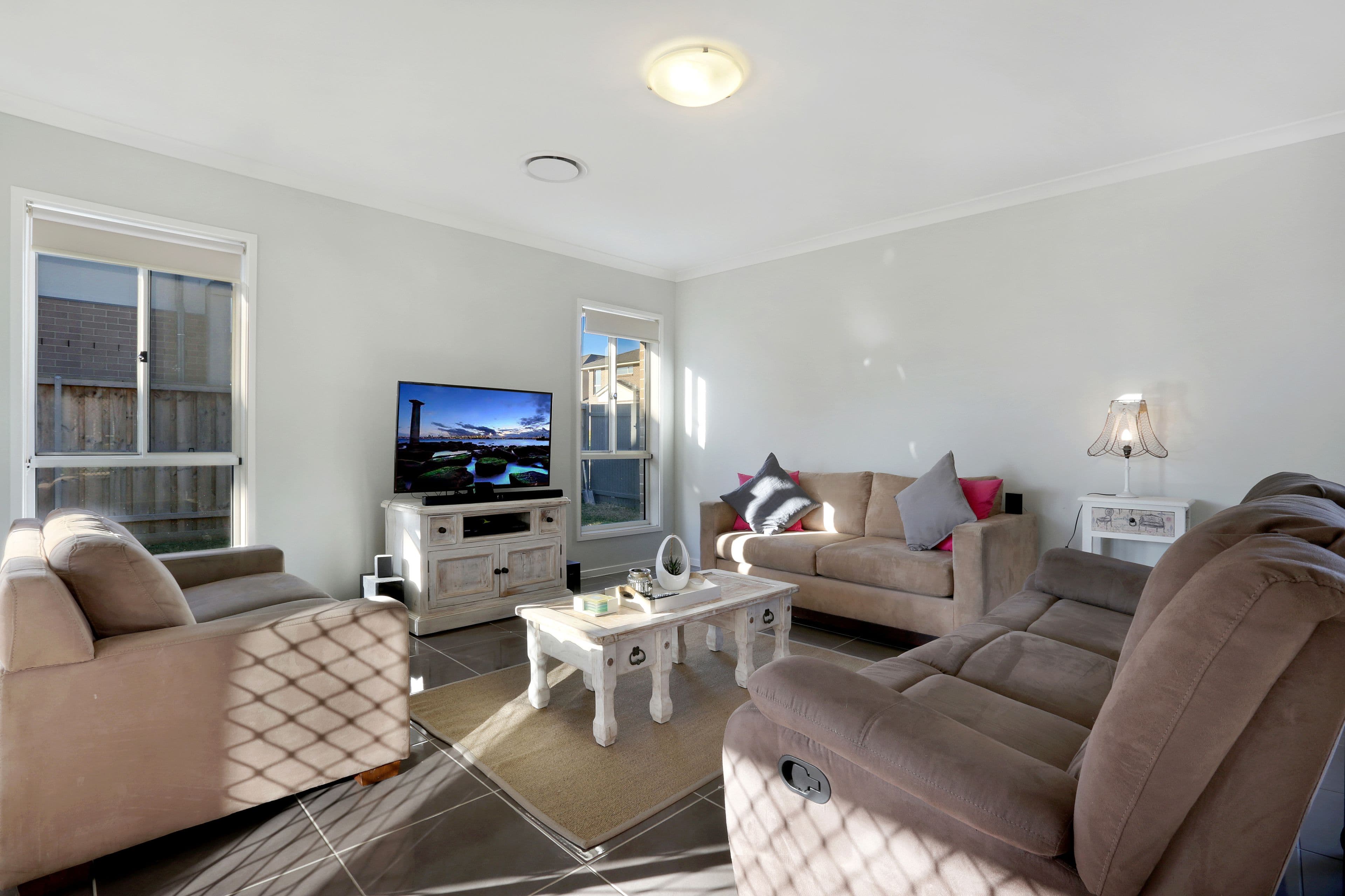 24 Jacqui Avenue, Schofields - Thumbnail 4
