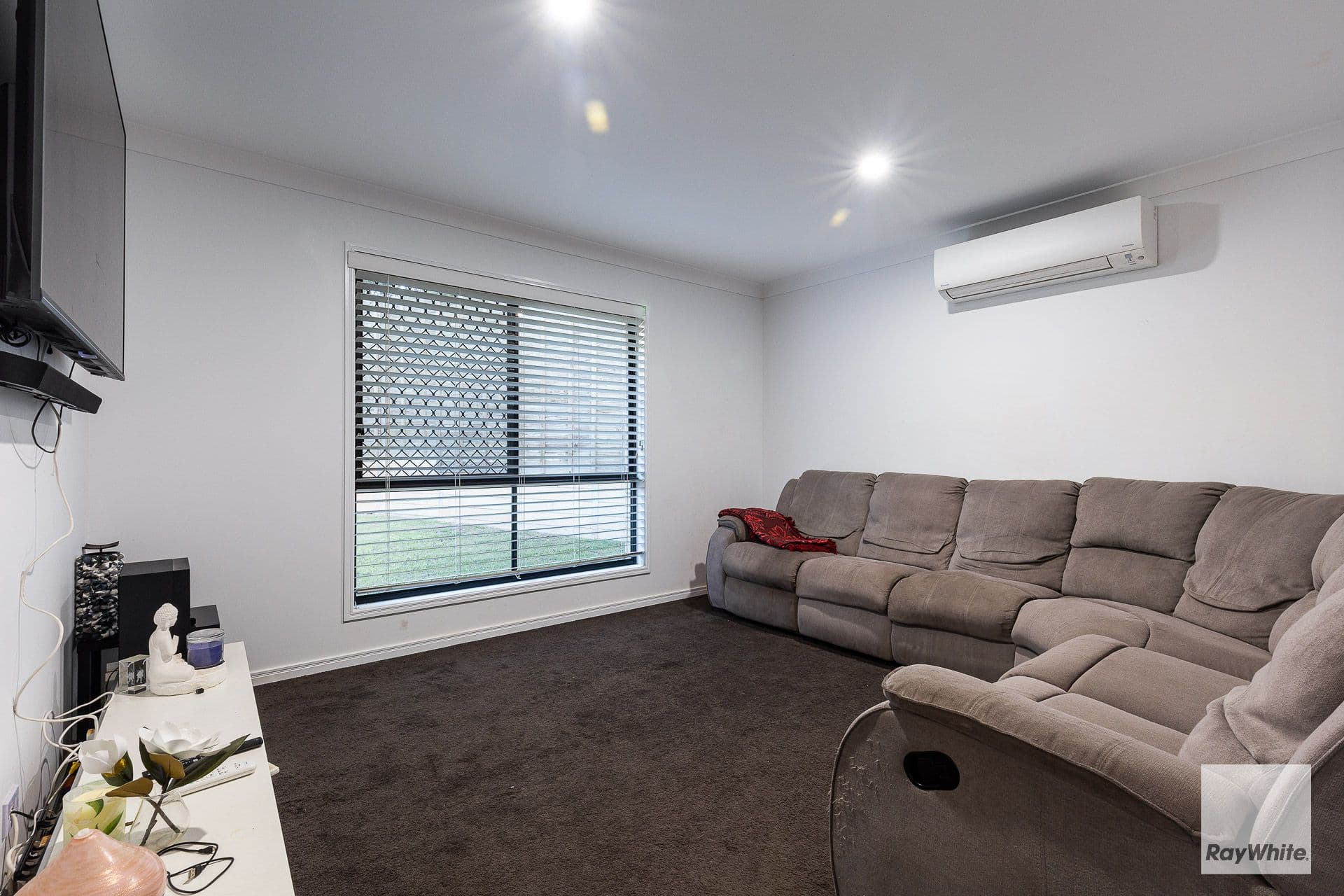 18 Valleygreen Close, Redland Bay QLD 4165, Redland Bay - Thumbnail 8