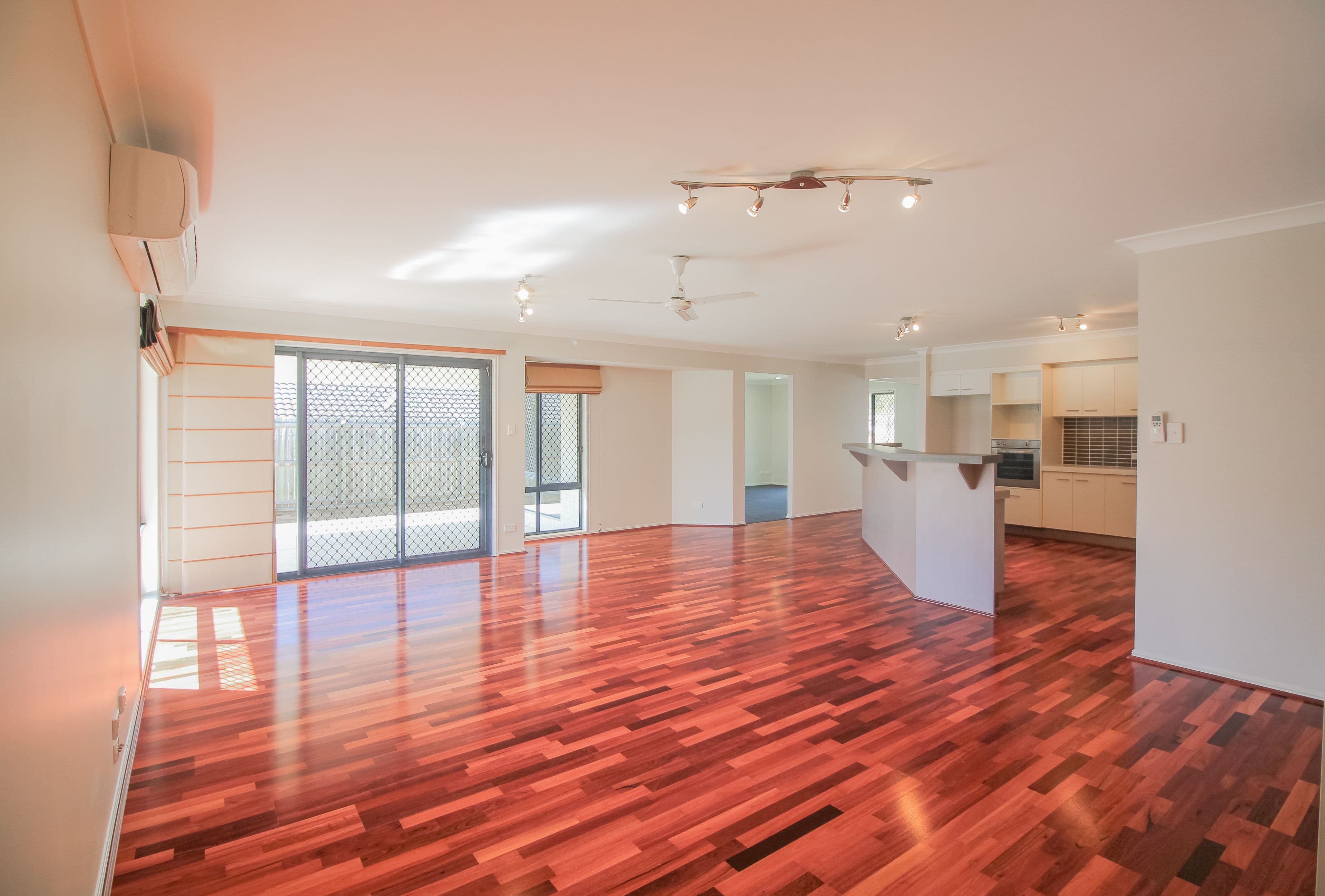 14 Den Otter Drive, Bellbird Park QLD 4300, Bellbird Park - Thumbnail 5
