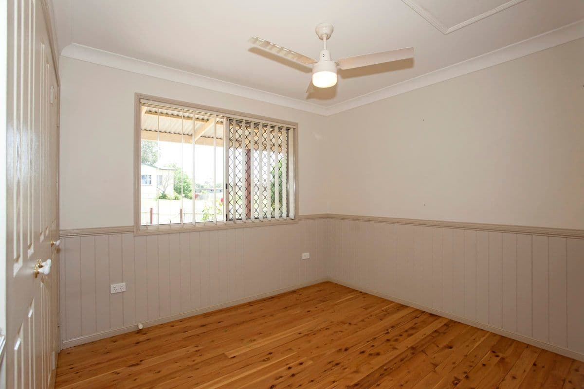 6 Vanity Street, ROCKVILLE QLD 4350, Rockville - Thumbnail 6