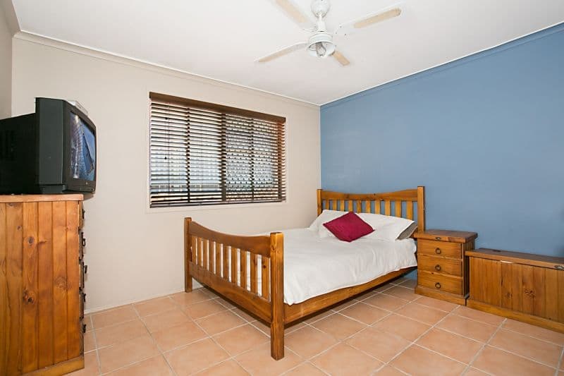7 Applecross Way, ELANORA QLD 4221, Elanora - Thumbnail 6