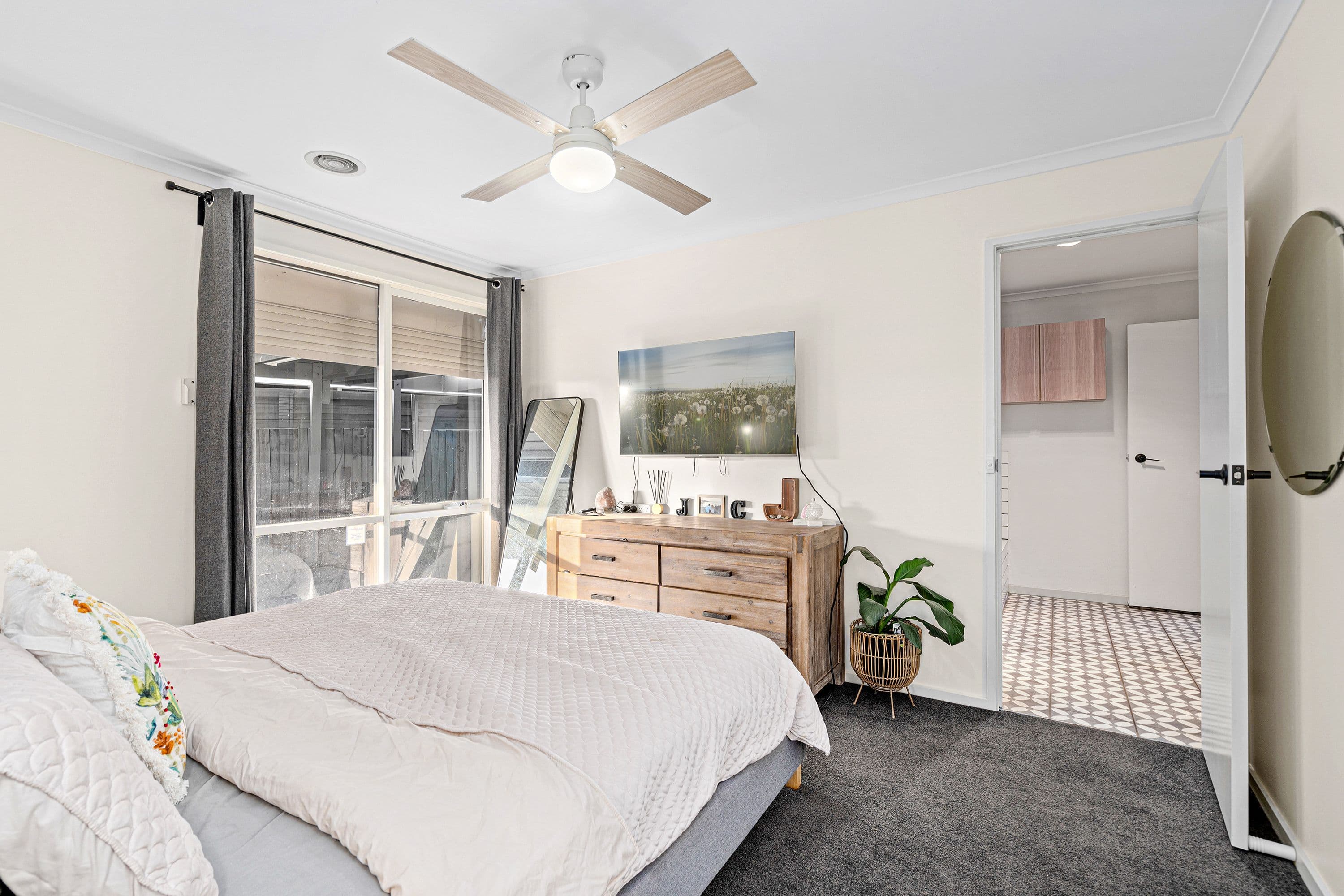 9 Gipps Crescent, Cranbourne North VIC 3977, Cranbourne North - Thumbnail 6