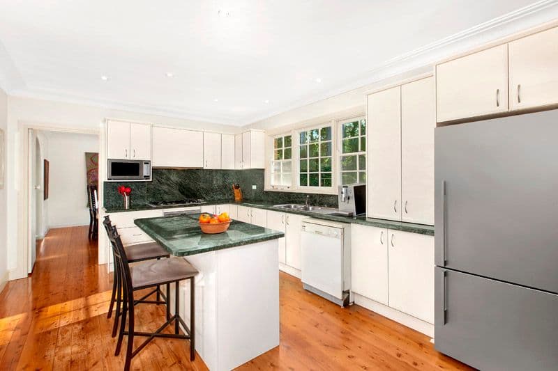42 Greenway Drive, PYMBLE NSW 2073, Pymble - Thumbnail 4