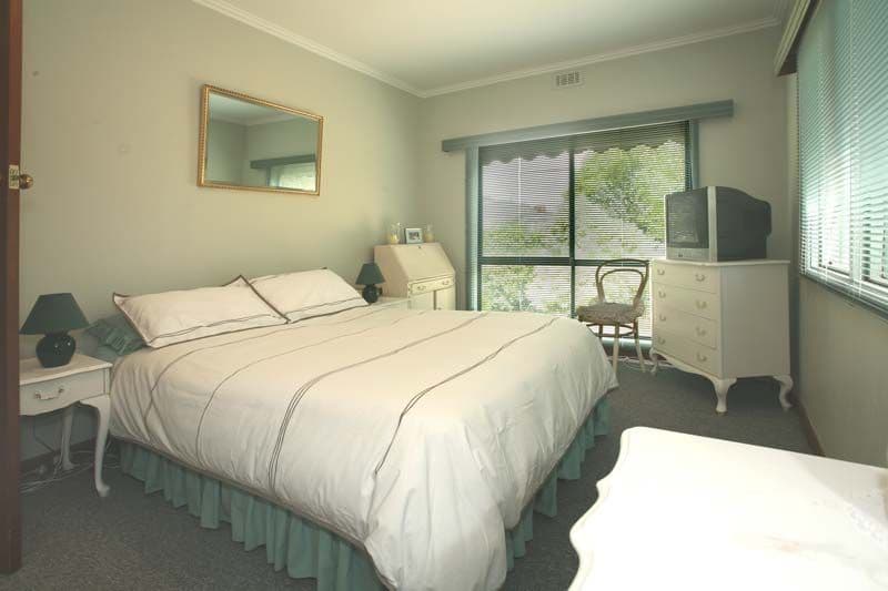 8 Jordan Grove, GLEN WAVERLEY VIC 3150, Glen Waverley - Thumbnail 5