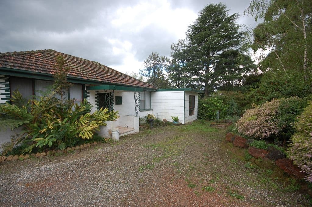 6 George Street, WANDIN NORTH VIC 3139, Wandin North - Thumbnail 2