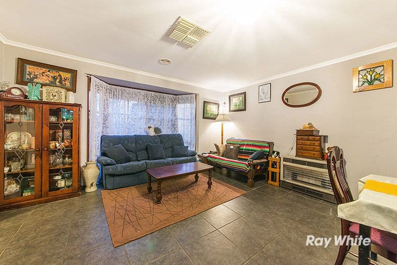 112 Lesdon Avenue, Cranbourne VIC 3977, Cranbourne - Thumbnail 4
