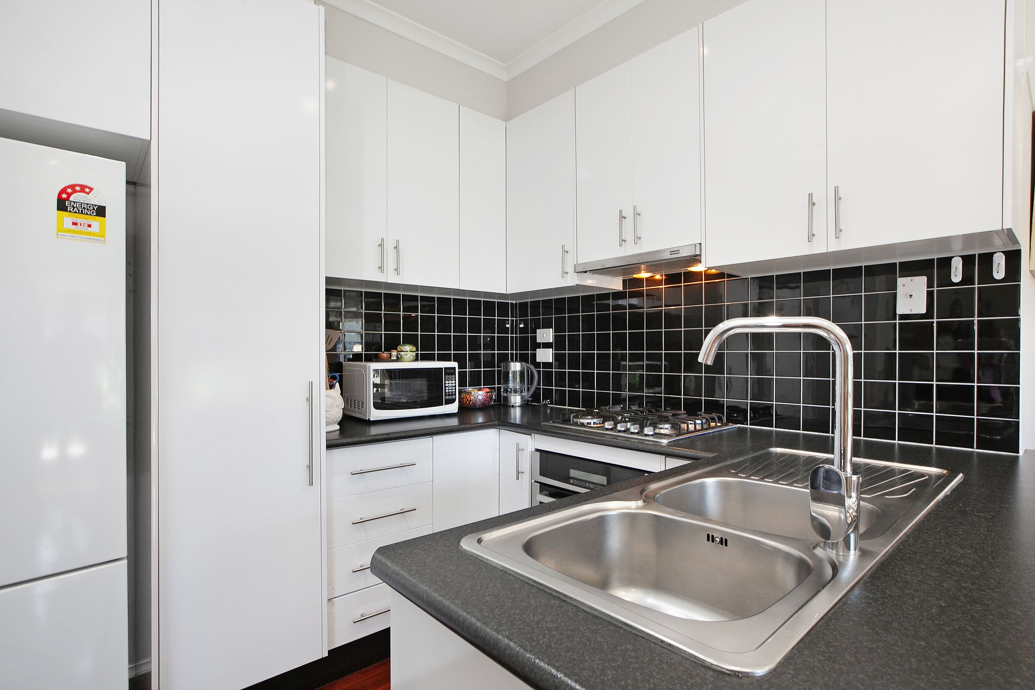 18 Beenak Street, Reservoir VIC 3073, Reservoir - Thumbnail 8
