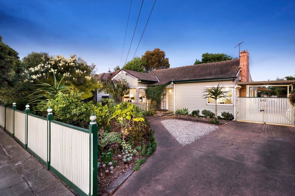 10 Peter Street, Oakleigh South VIC 3167, Oakleigh South - Image 1
