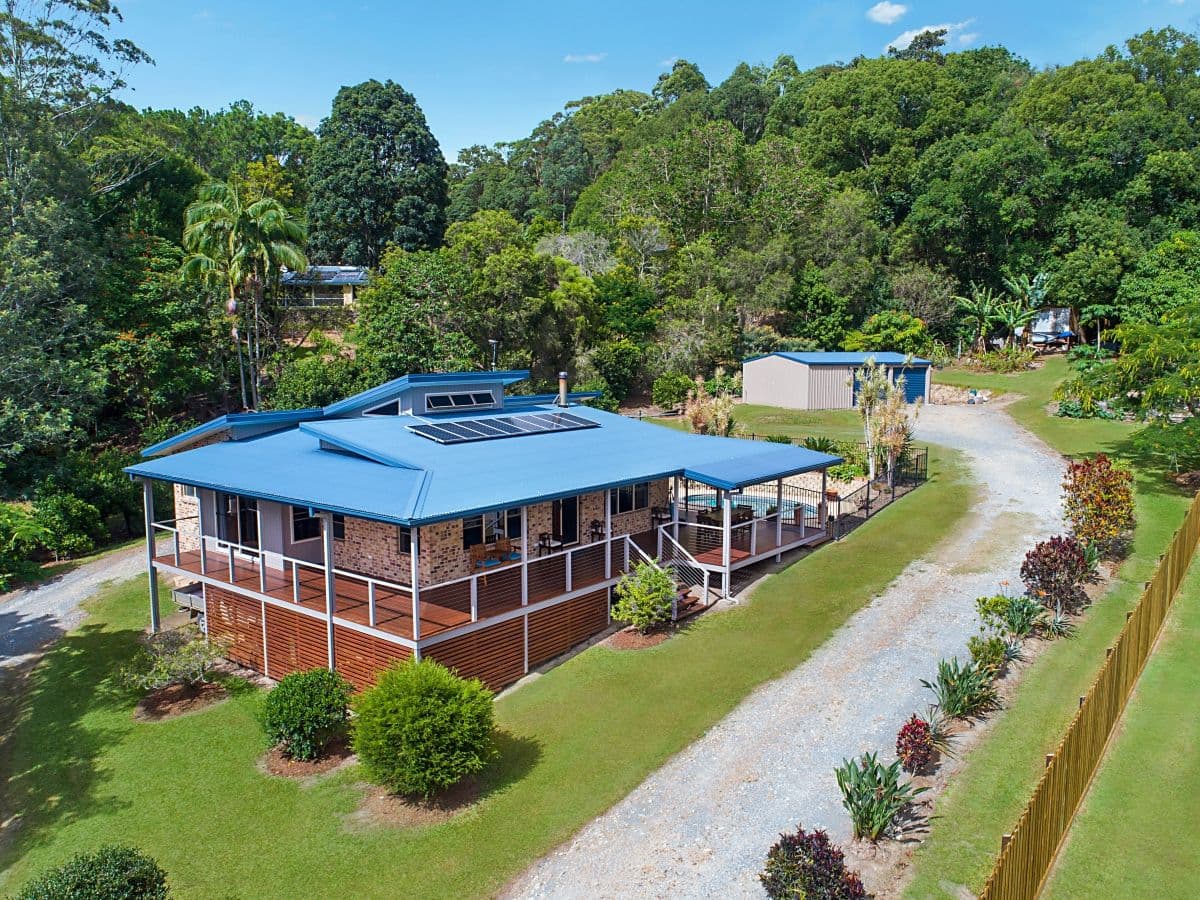 5 Armitage Court, Nunderi - Image 1