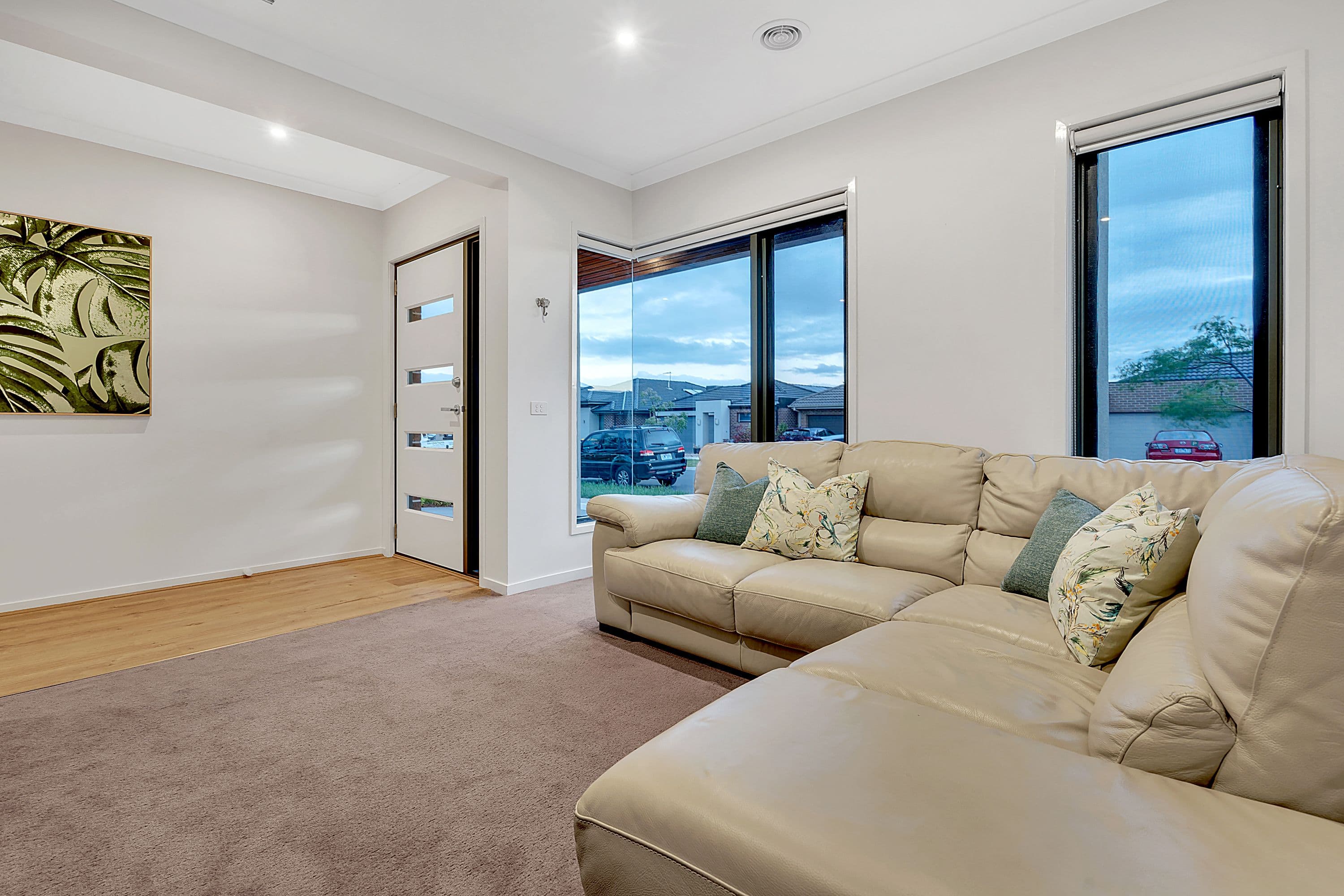 8 Kangaroo Road, Craigieburn VIC 3064, Craigieburn - Thumbnail 3