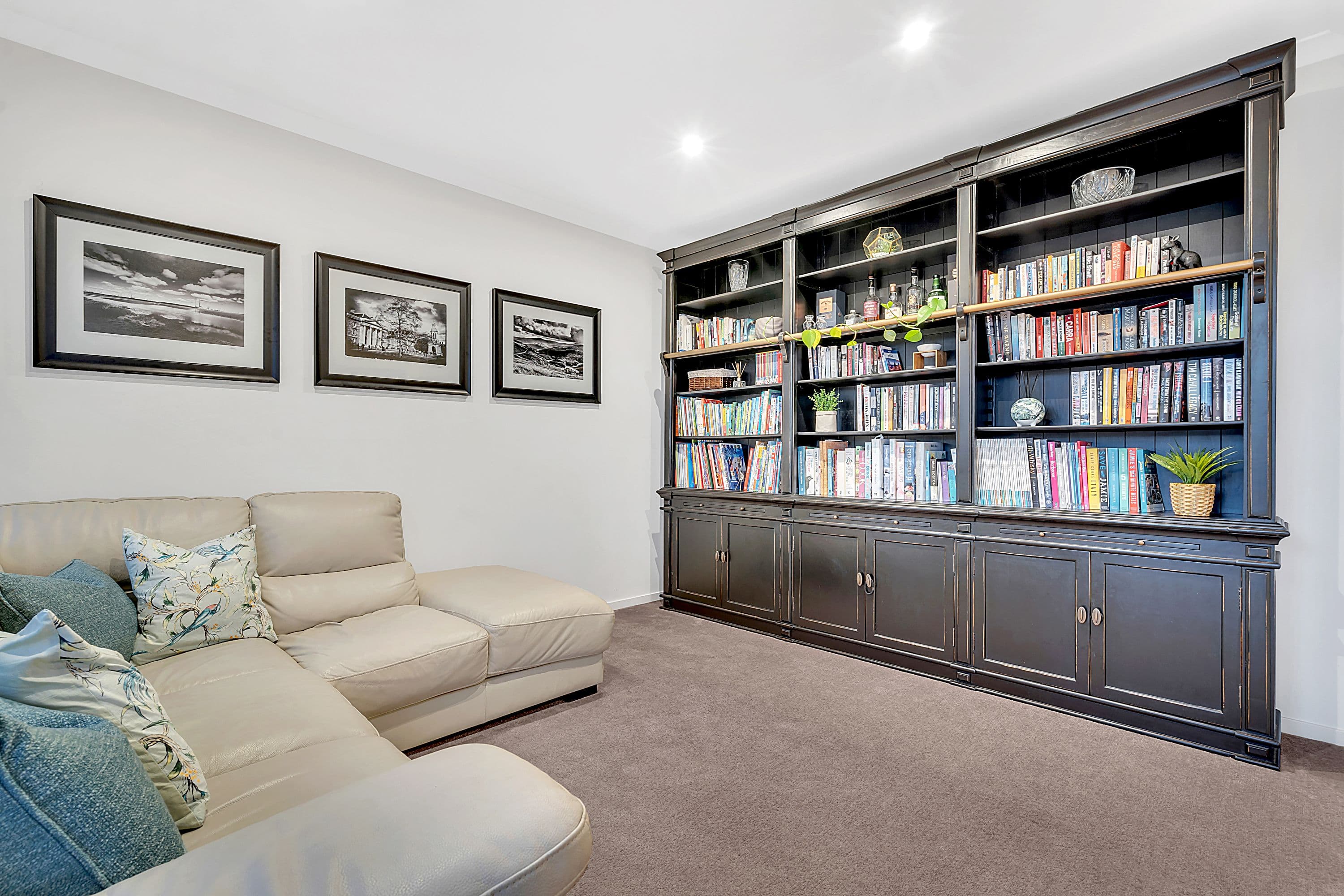 8 Kangaroo Road, Craigieburn VIC 3064, Craigieburn - Thumbnail 4