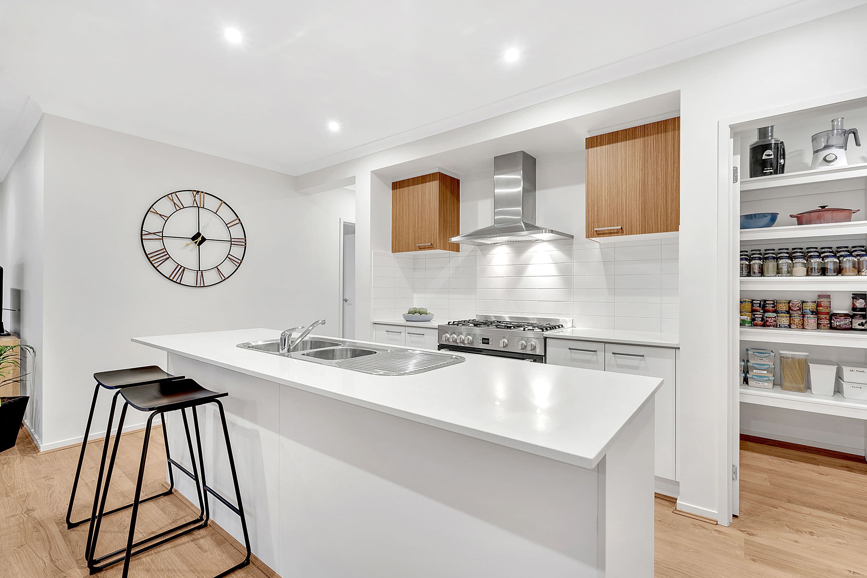 8 Kangaroo Road, Craigieburn VIC 3064, Craigieburn - Thumbnail 5