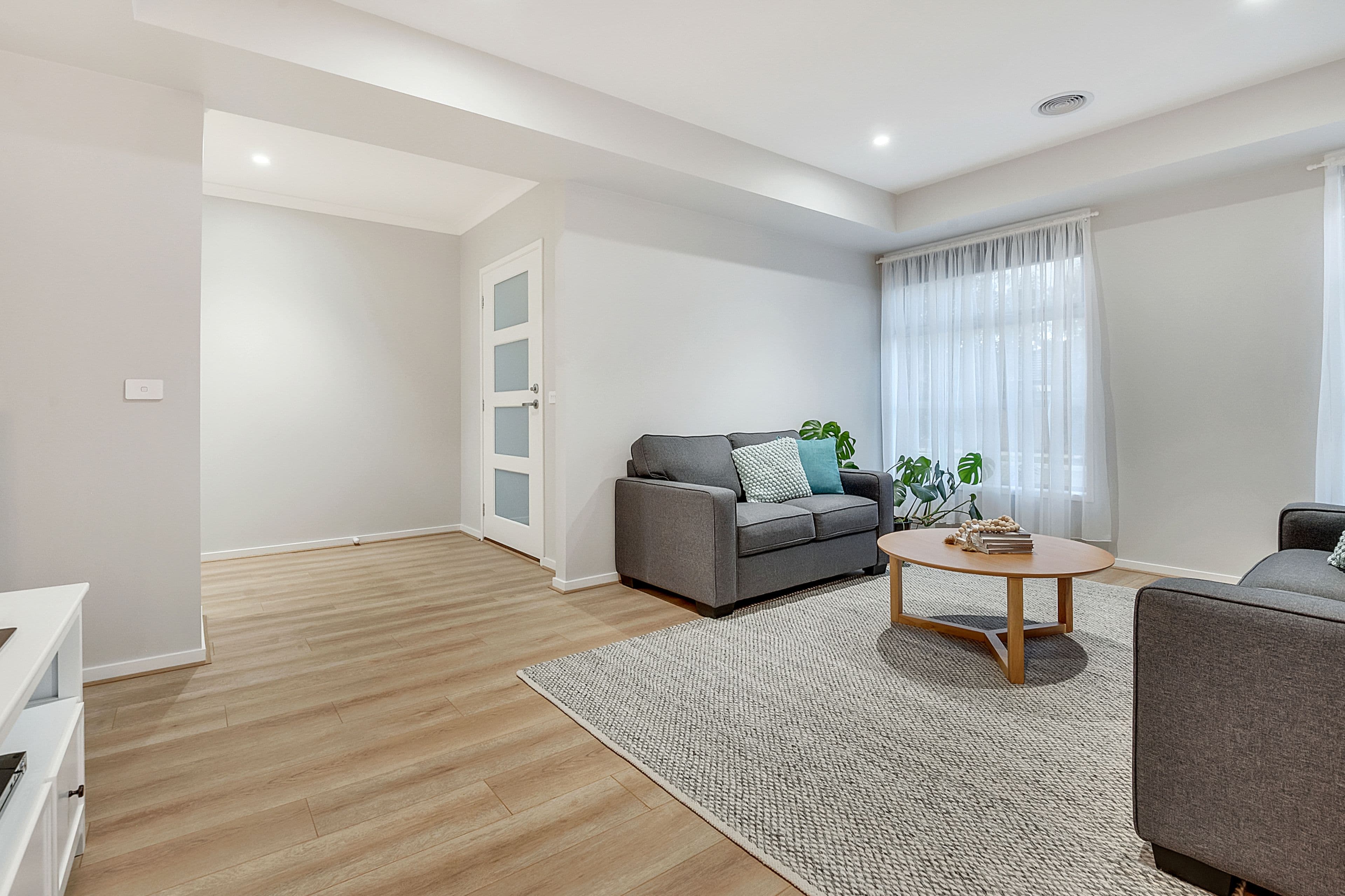 4 Sudbury Street, Mickleham VIC 3064, Mickleham - Thumbnail 3