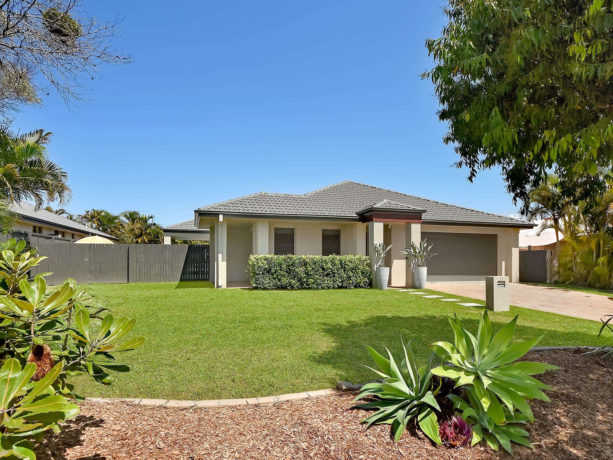 27 Bridgeport Drive, North Lakes QLD 4509, North Lakes - Thumbnail 2