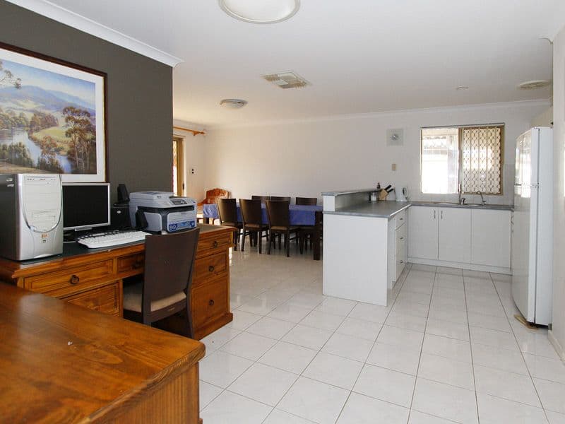 79 Cassowary Drive, BALLAJURA WA 6066, Ballajura - Thumbnail 8