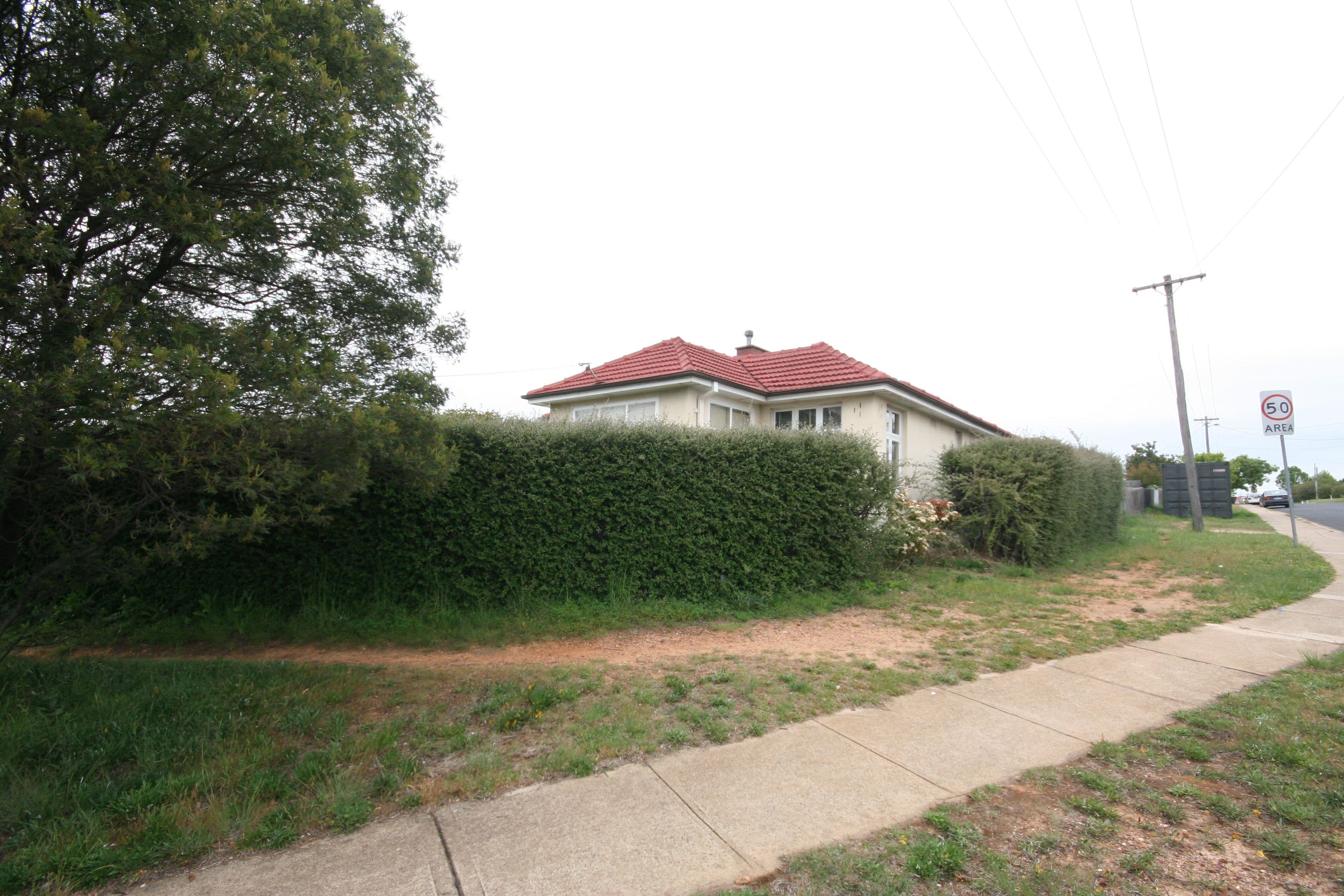 34 Uriarra Road, Queanbeyan - Thumbnail 2