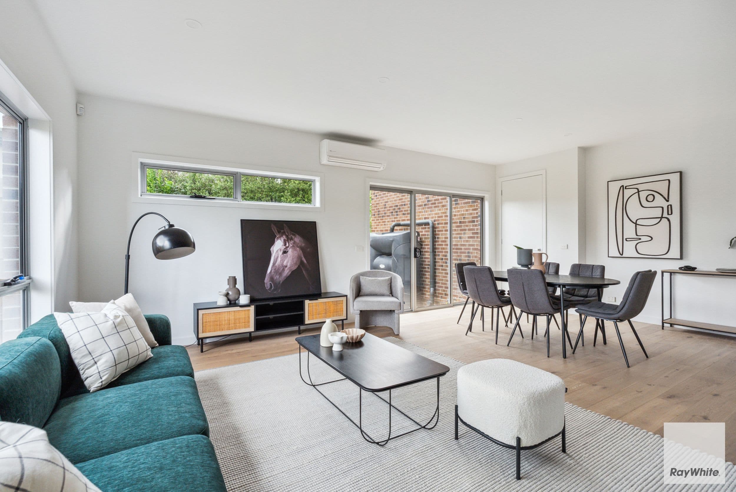3 Cook Court, Sunbury VIC 3429, Sunbury - Thumbnail 2
