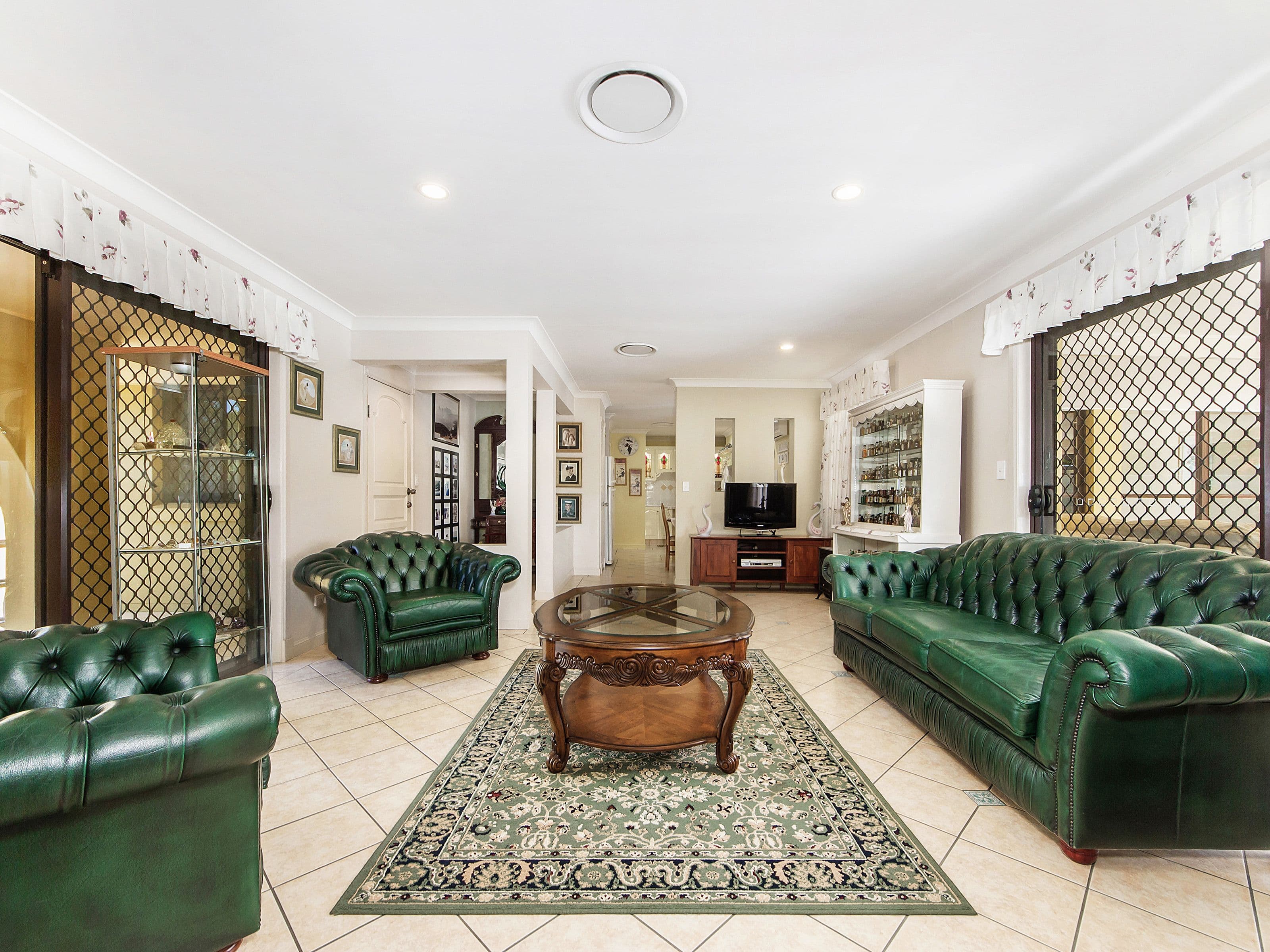 4 Mooyumbin Court, Nerang QLD 4211, Nerang - Thumbnail 4