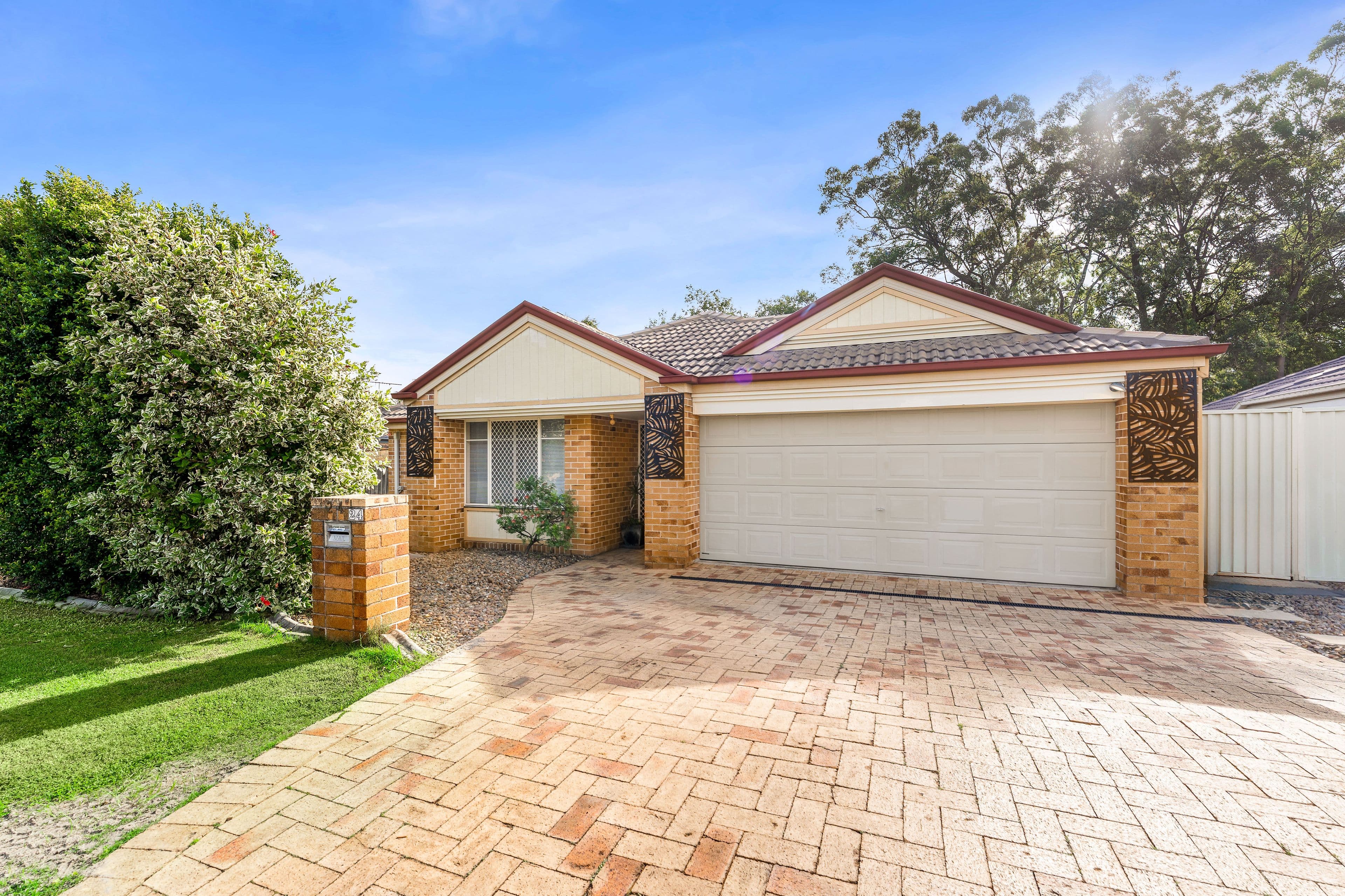 24 Hillburn Street, Runcorn QLD 4113, Runcorn - Image 1