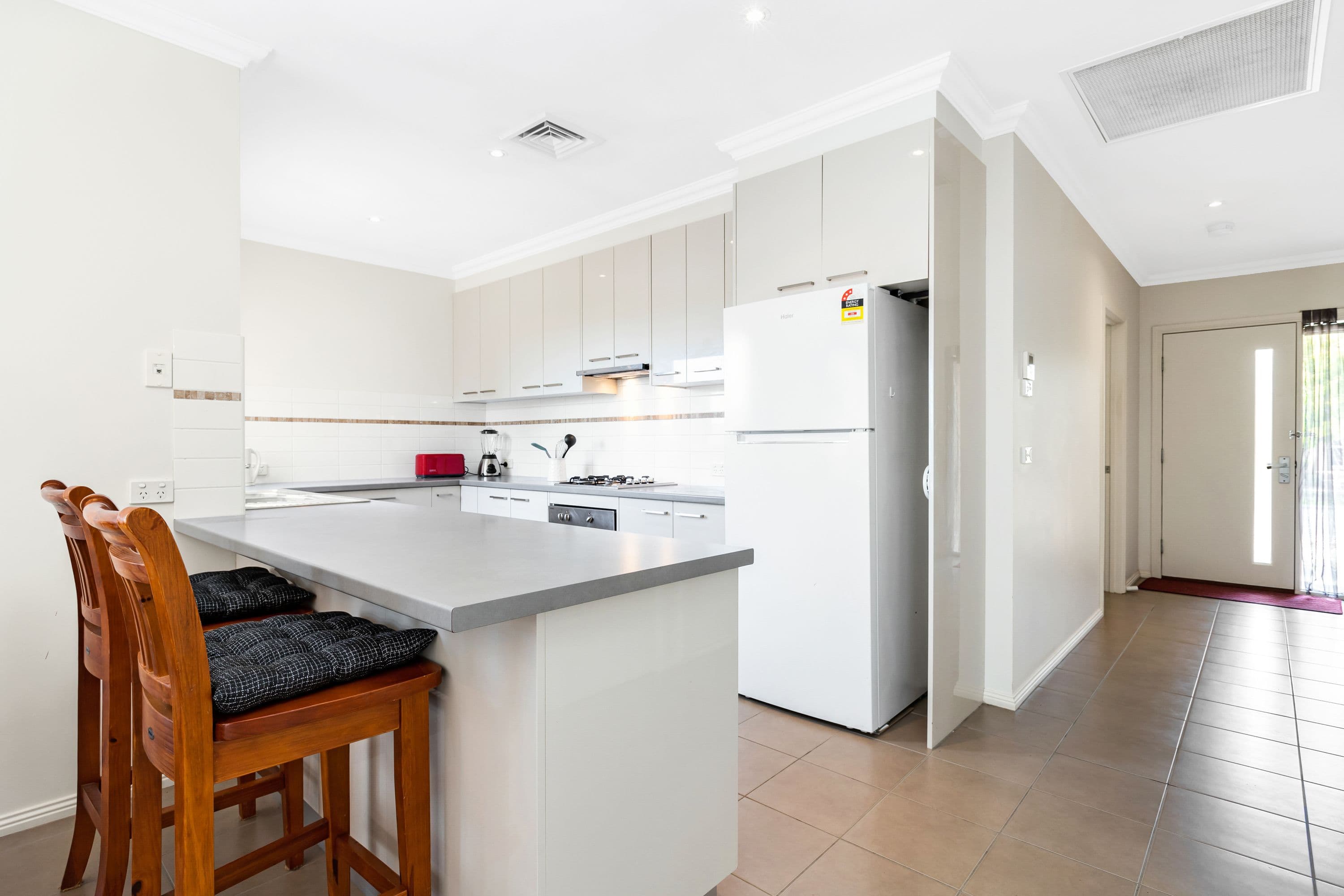 15 Wisteria Way, Mildura VIC 3500, Mildura - Thumbnail 2