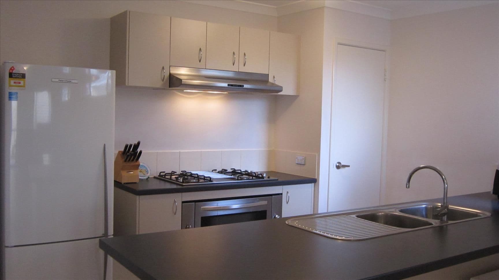 14 Celadon Terrace, AVELEY WA 6069, Aveley - Thumbnail 3