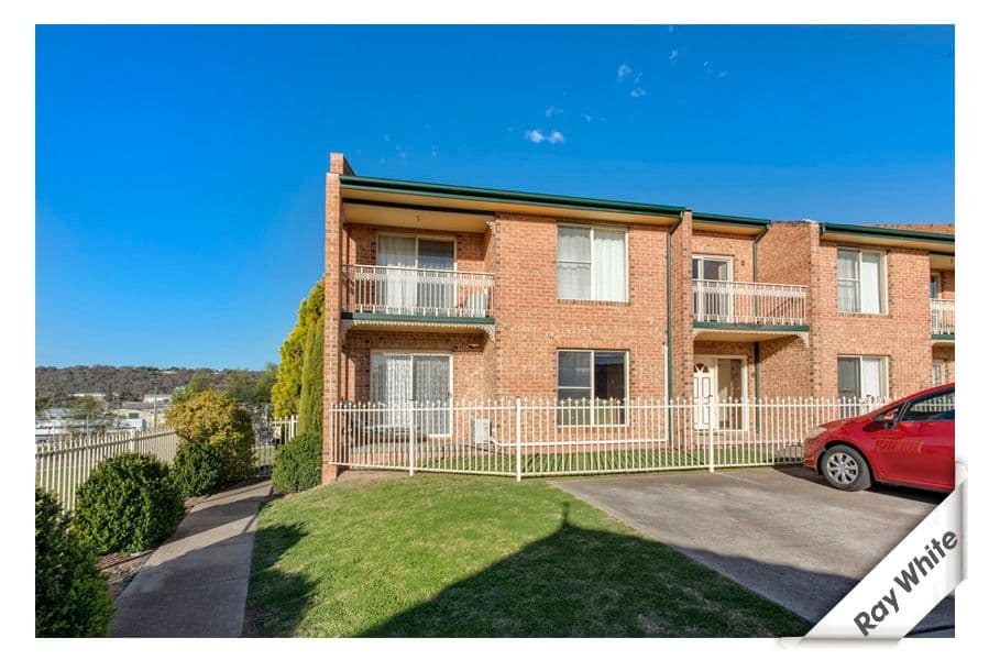 44 Carrington Street, QUEANBEYAN NSW 2620, Queanbeyan East - Thumbnail 2