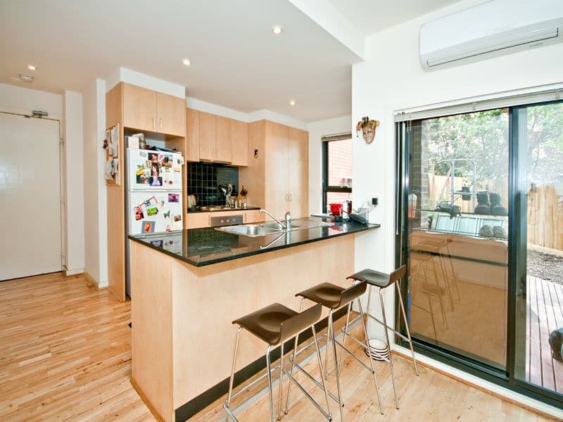 Unit 8, 2-4 Park Road, SURREY HILLS VIC 3127, Surrey Hills - Thumbnail 3