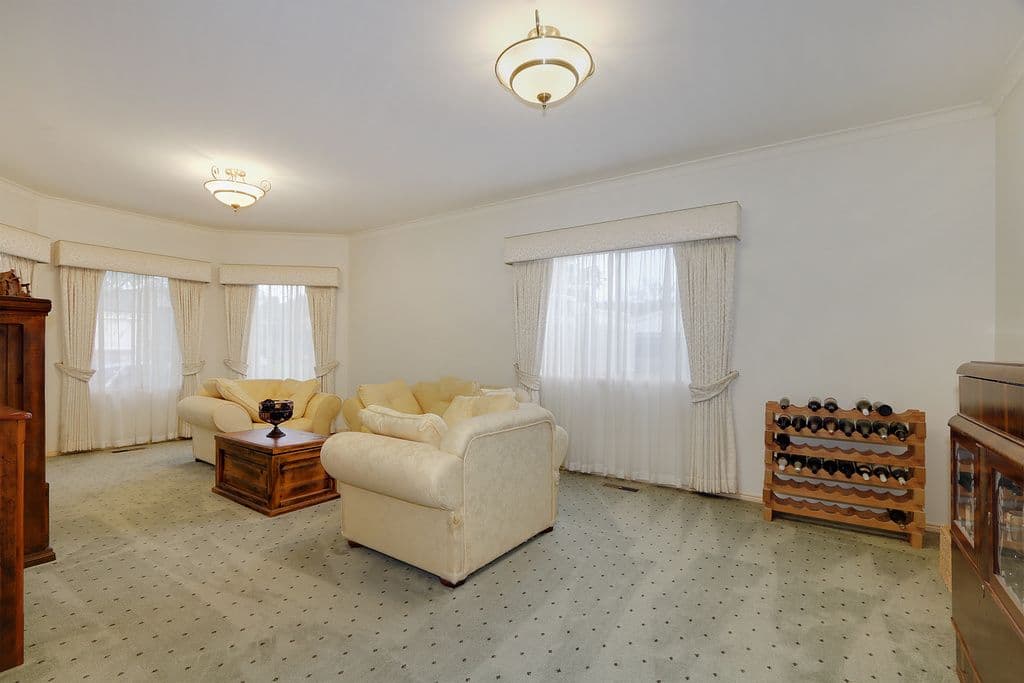 6 Rory Court, LILYDALE VIC 3140, Lilydale - Thumbnail 2