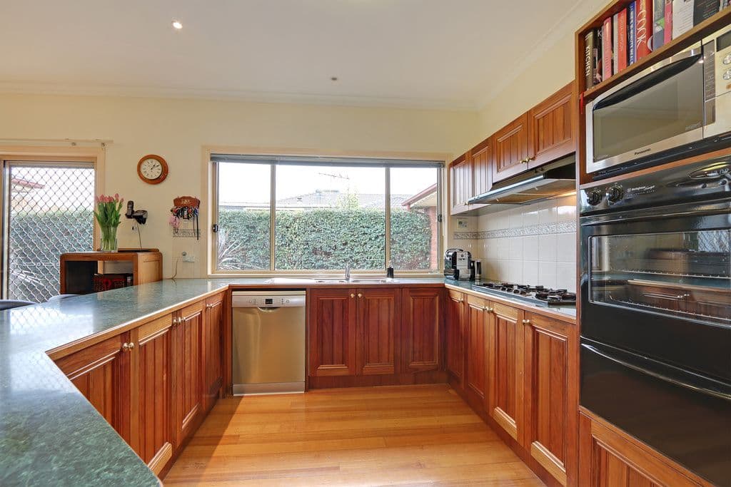 6 Rory Court, LILYDALE VIC 3140, Lilydale - Thumbnail 3