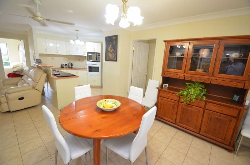 6 Jordana Street, Arundel QLD 4214, Arundel - Thumbnail 3
