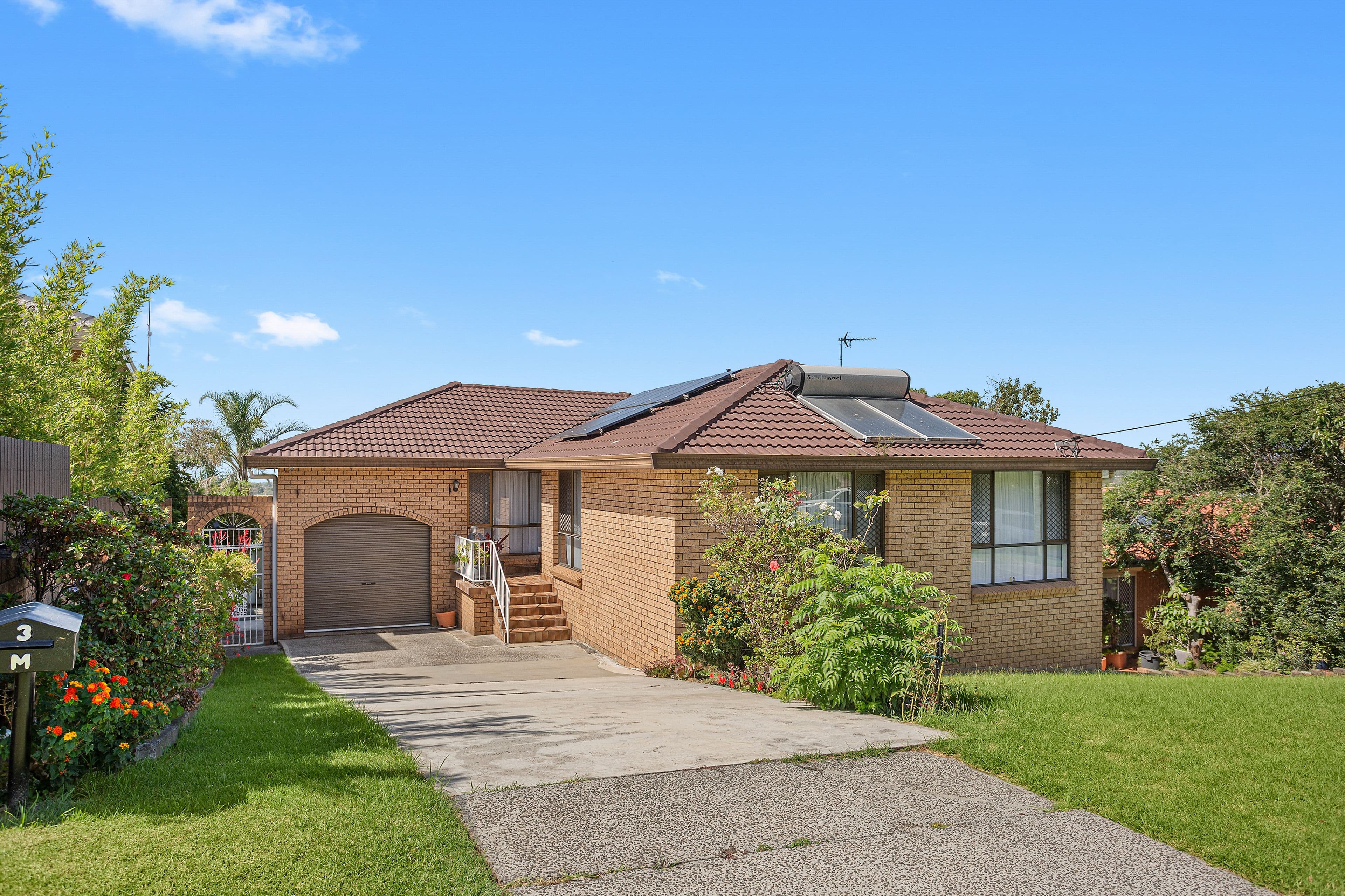 3 Matthews Drive, Mount Warrigal NSW 2528, Mount Warrigal - Thumbnail 2