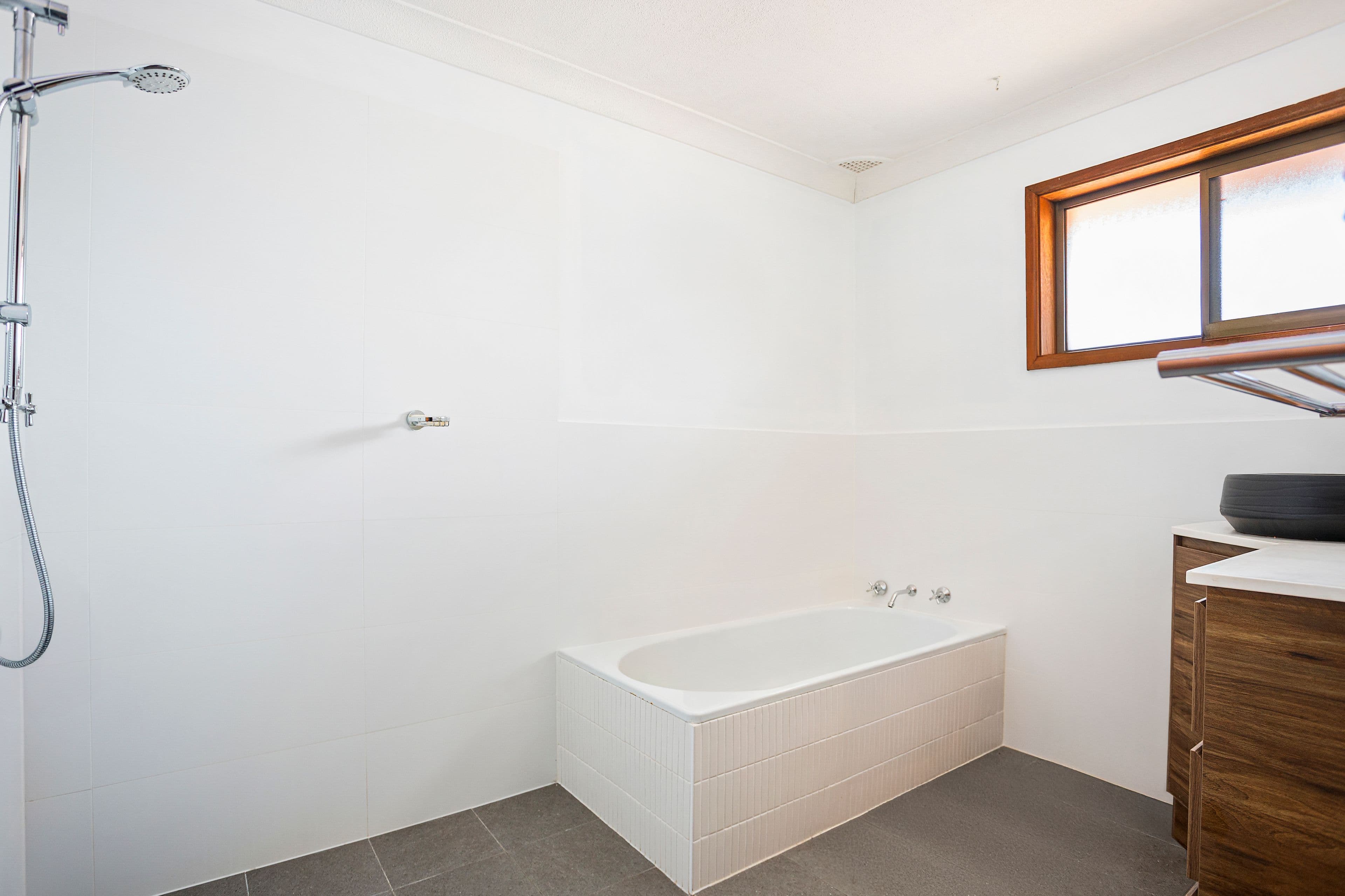 3 Matthews Drive, Mount Warrigal NSW 2528, Mount Warrigal - Thumbnail 7