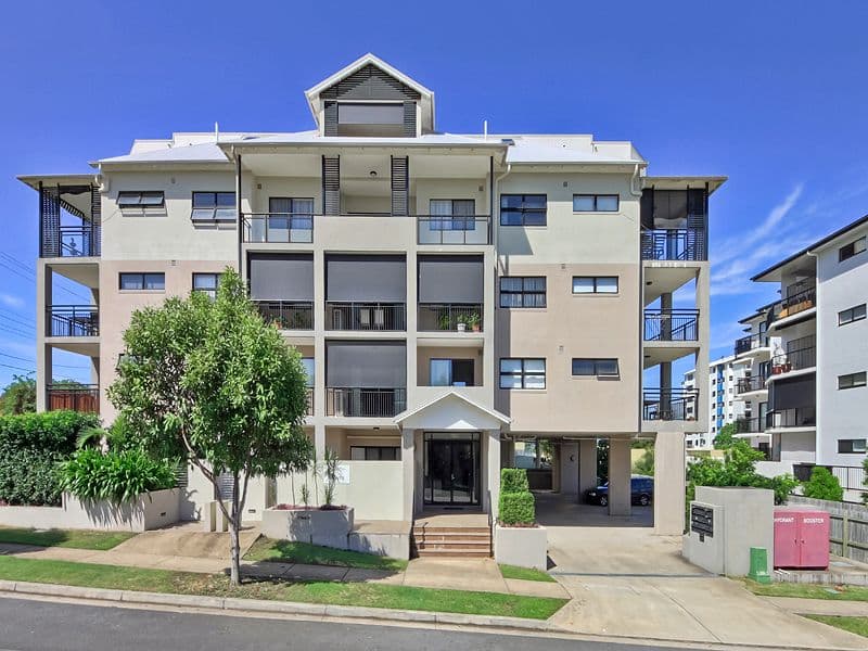 5 Rock Street, SCARBOROUGH QLD 4020, Scarborough - Thumbnail 2